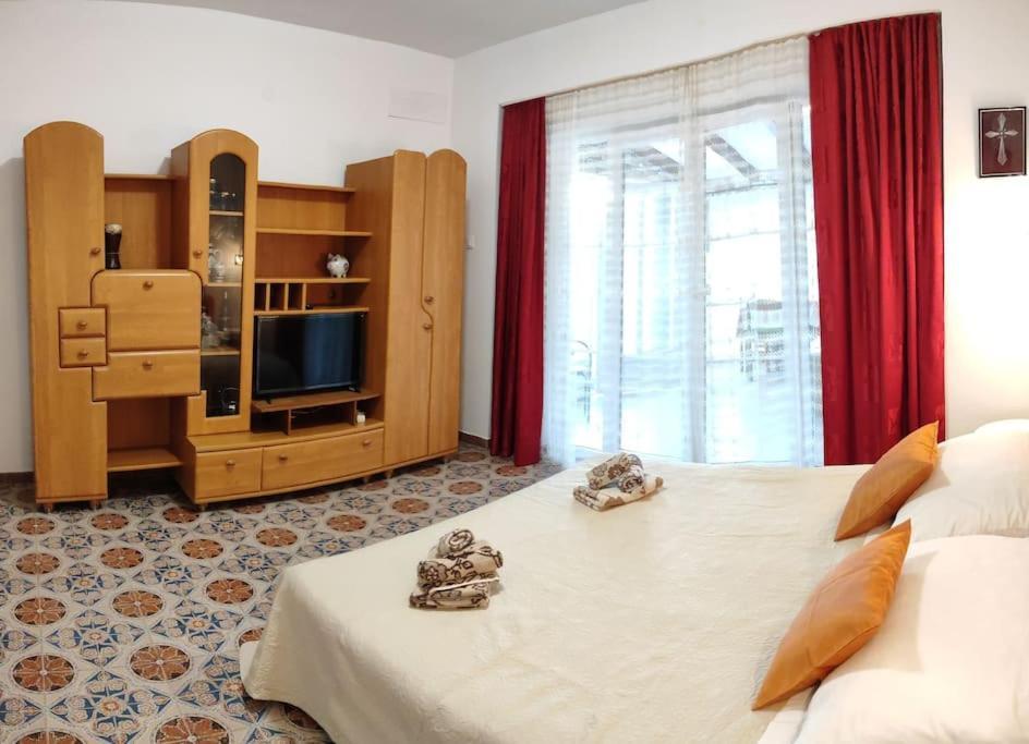 Apartment Istra Near Beach Ровин Екстериор снимка